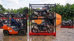Warehouse-Handling Motorcycle Rack for Pallet-Truck Transport